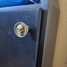 Load image into Gallery viewer, TP Coffin