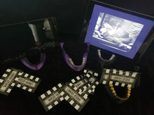 Load image into Gallery viewer, Jaw Bone Stand