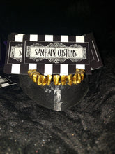 Load image into Gallery viewer, Jaw Bone Stand