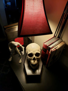 Coffin Base Skull Lamp