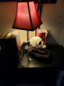 Coffin Base Skull Lamp