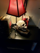 Load image into Gallery viewer, Coffin Base Skull Lamp
